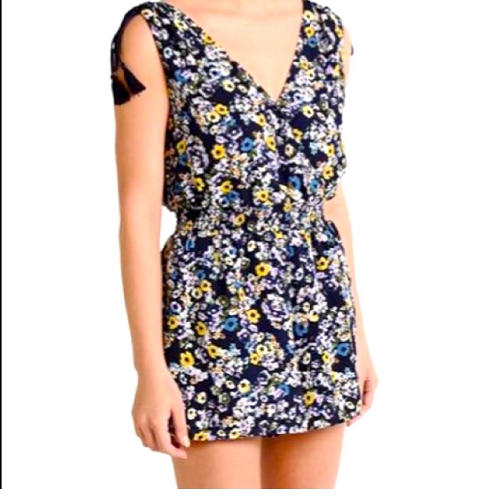 Cupcakes & Cashmere Blue and White V-Neck jump short